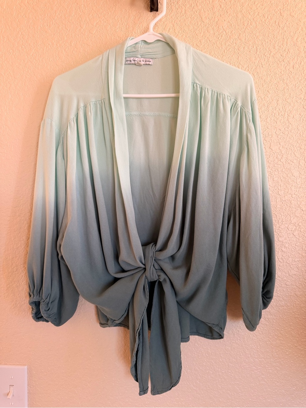 YOUNG FABULOUS & BROKE YFB Carmen Ombre Tie Front Top XS Fits up to a M